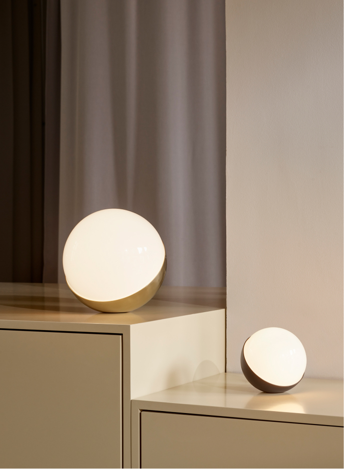 VL ステュディオ テーブル/フロア | ヴィルヘルム・ラウリッツェン