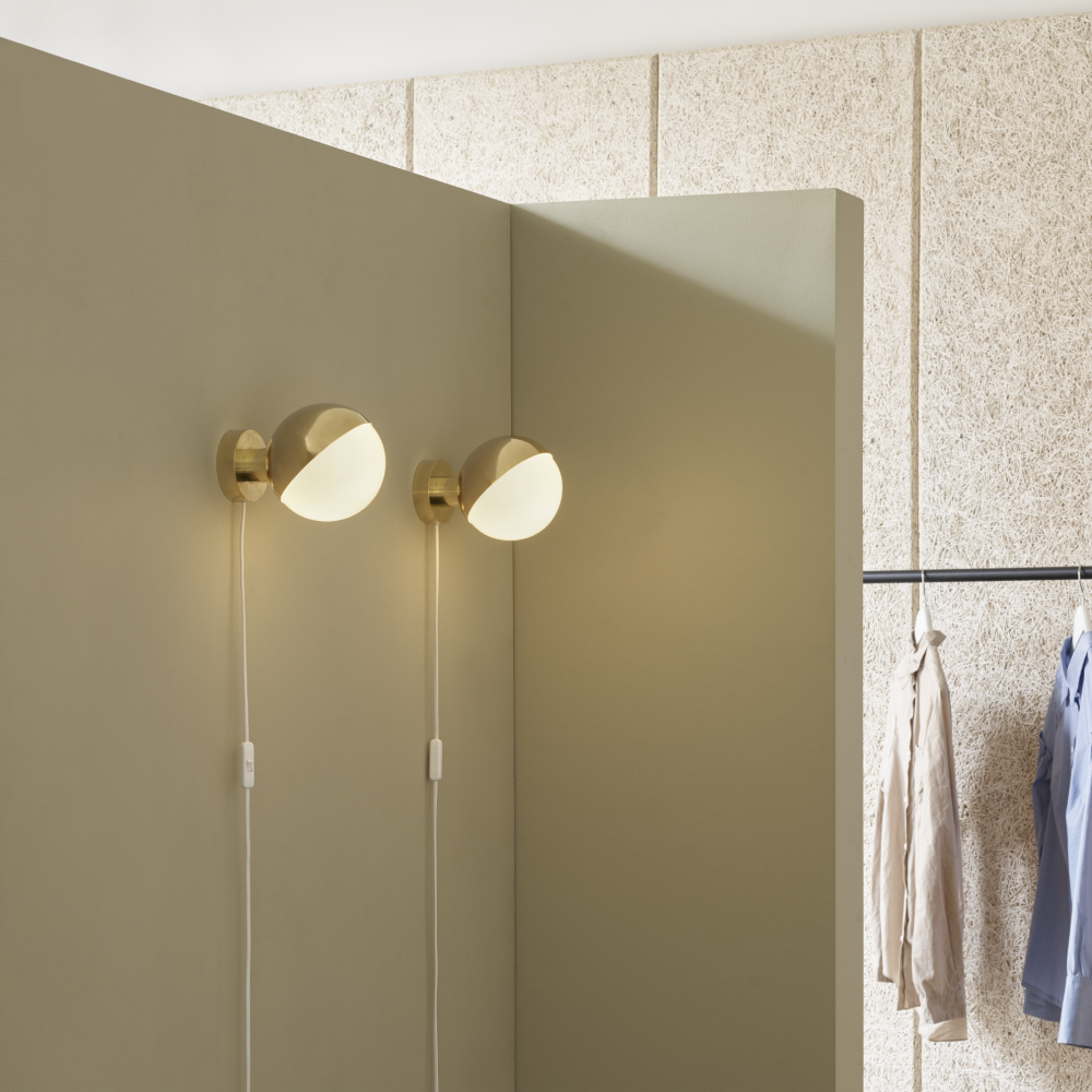 VL ステュディオ ウォール | ヴィルヘルム・ラウリッツェン | Louis