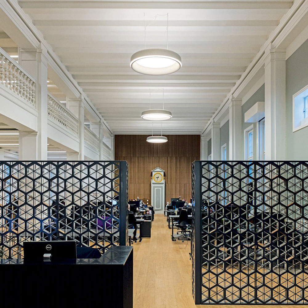 LP Grand Suspended Light | Louis Poulsen