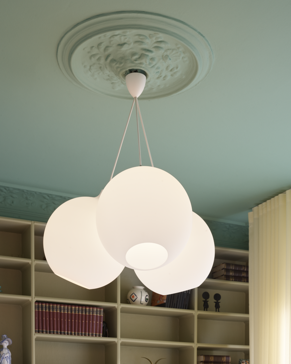 ウォラート | ヴィルヘルム・ウォラート | Louis Poulsen