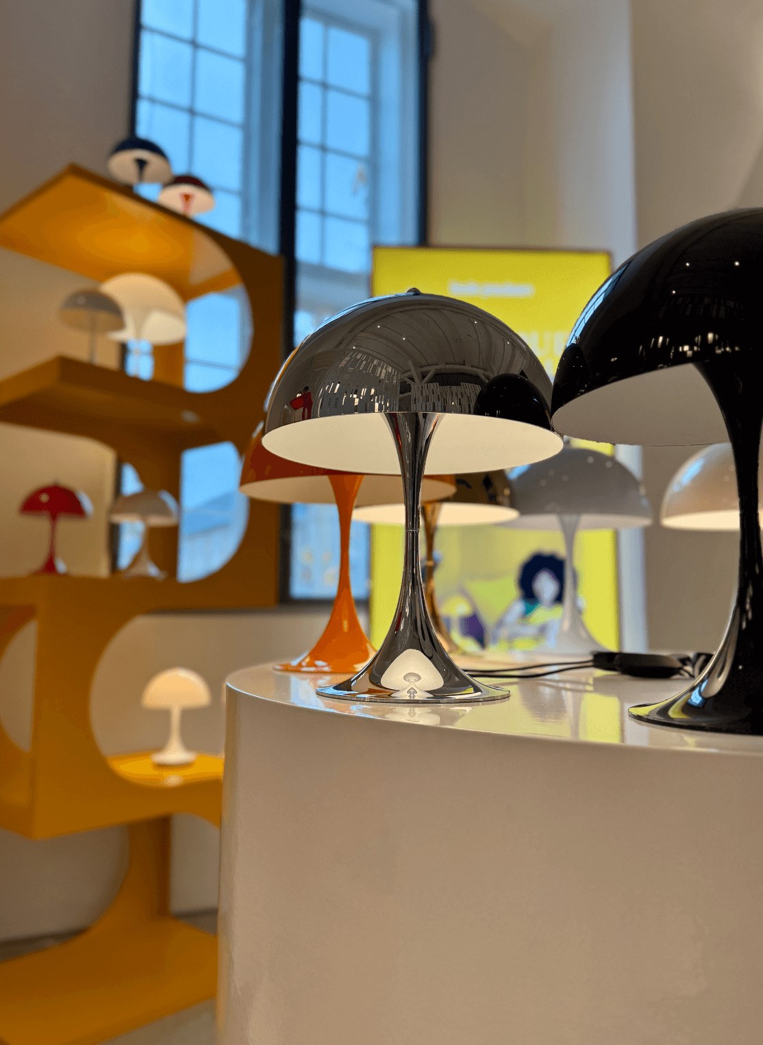 Copenhagen store(2) | 直営店舗 | Stores ＆ Showrooms | Louis Poulsen