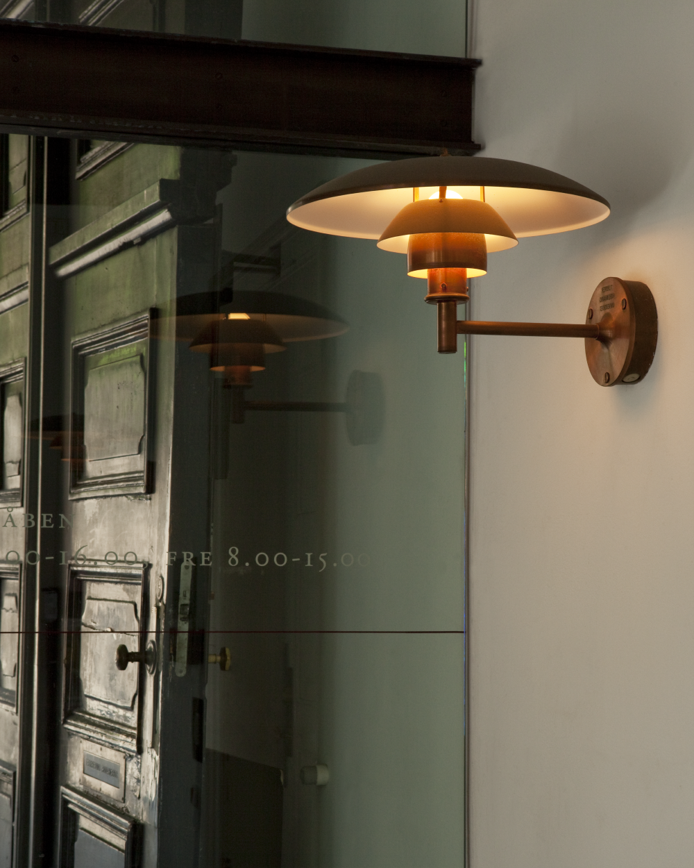 PH ウォール | ポール・ヘニングセン | Louis Poulsen