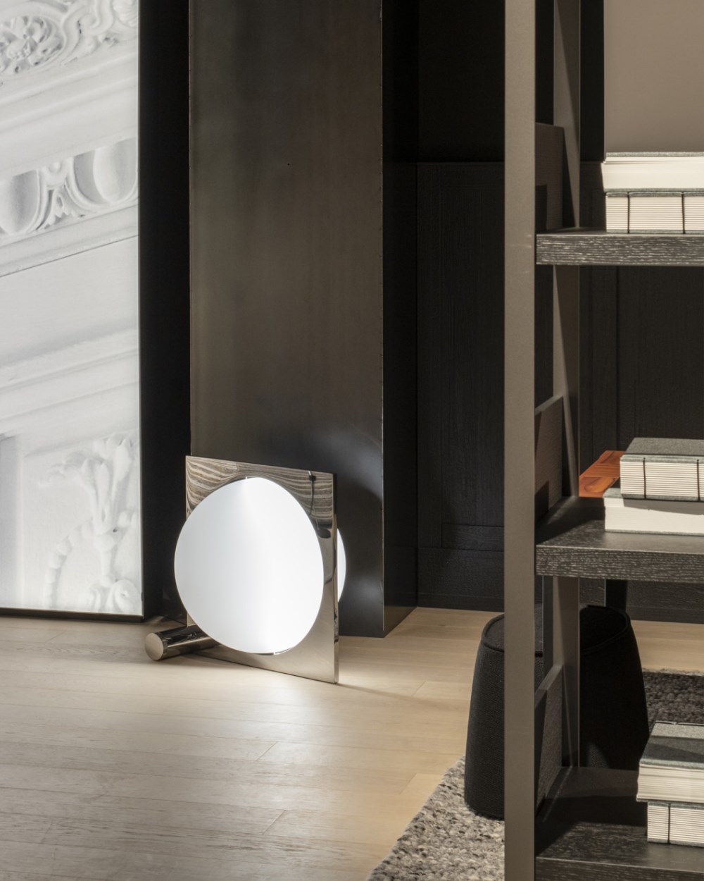 世界中を圧巻 - Moonsetter | Reflections | Louis Poulsen | Louis