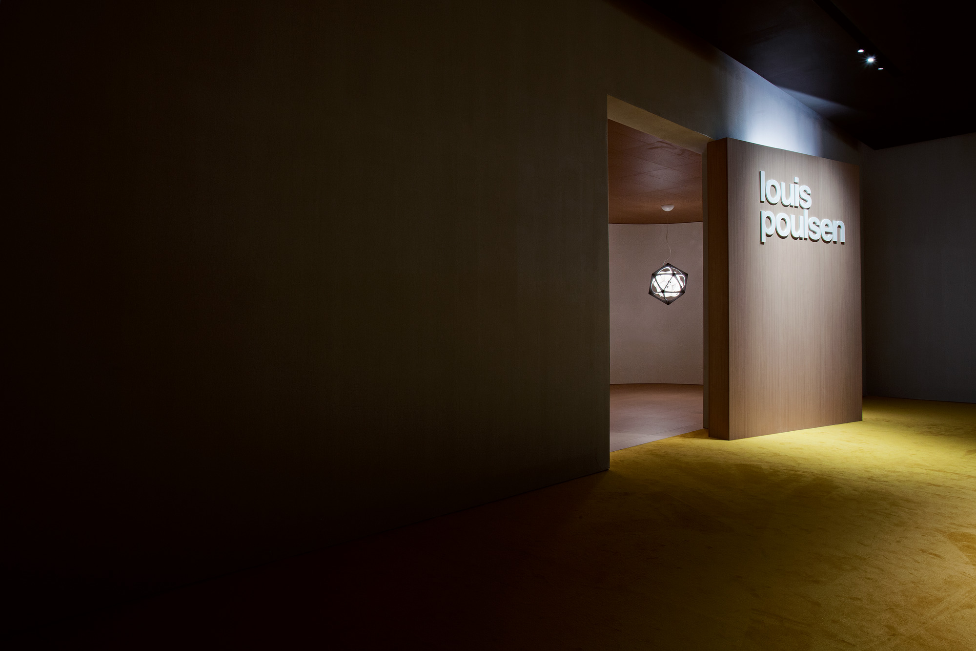 OE クワジライト | オラファー・エリアソン | Louis Poulsen