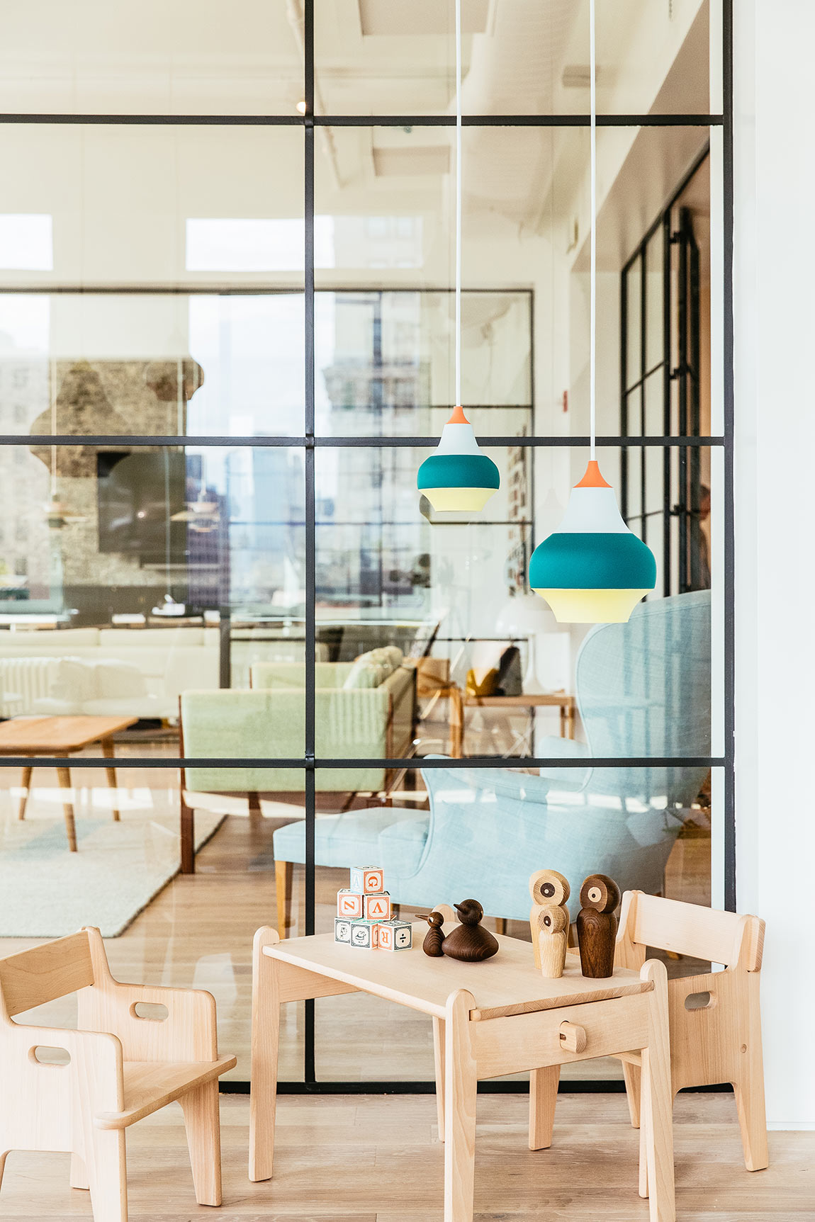 Carl Hansen & Son Showroom | Louis Poulsen