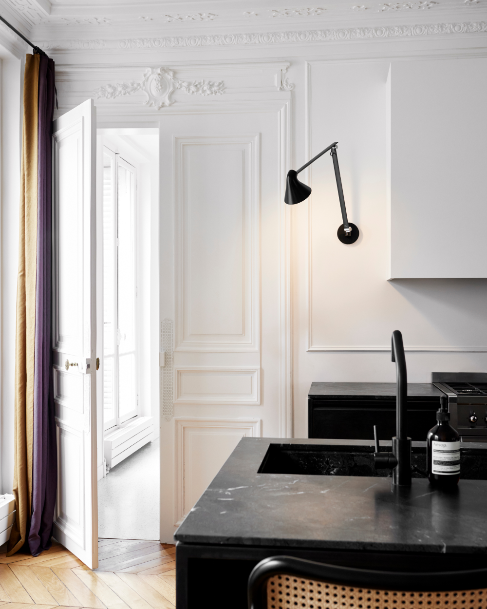 NJP Wall Lamp by Oki Sato | Adjustable Light | Louis Poulsen