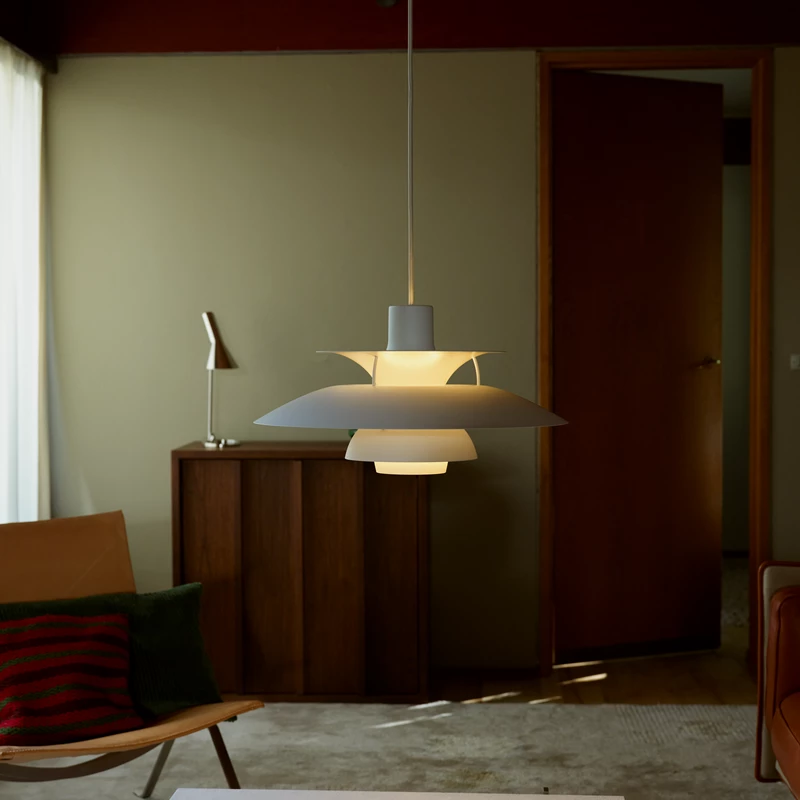 PH 5 | ルイスポールセン公式 — Louis Poulsen PH 5 | ルイスポールセン公式 — Louis Poulsen